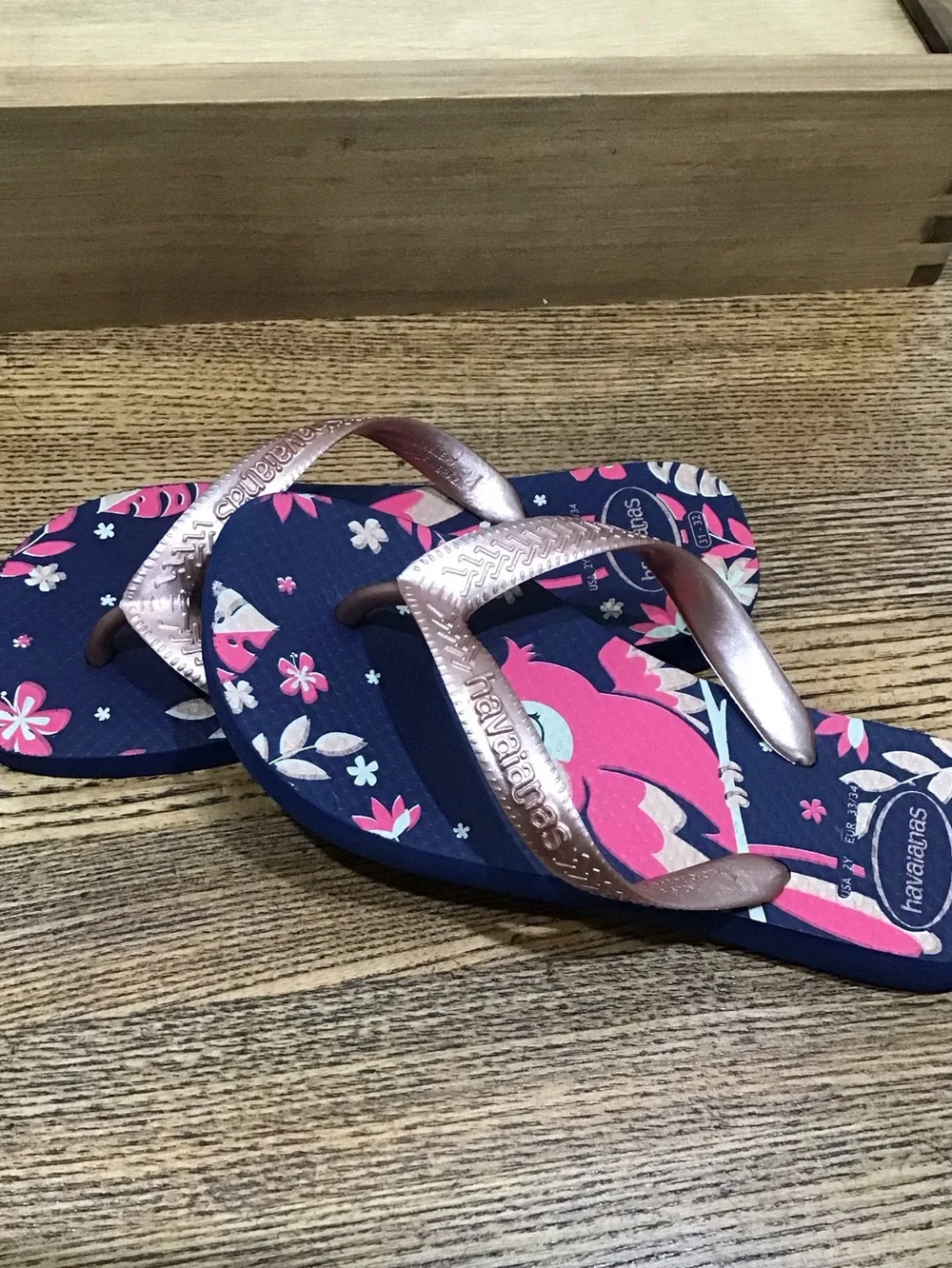 Havaianas Kids Navy & Pink Parrot Flip Flops - Rose Gold Straps